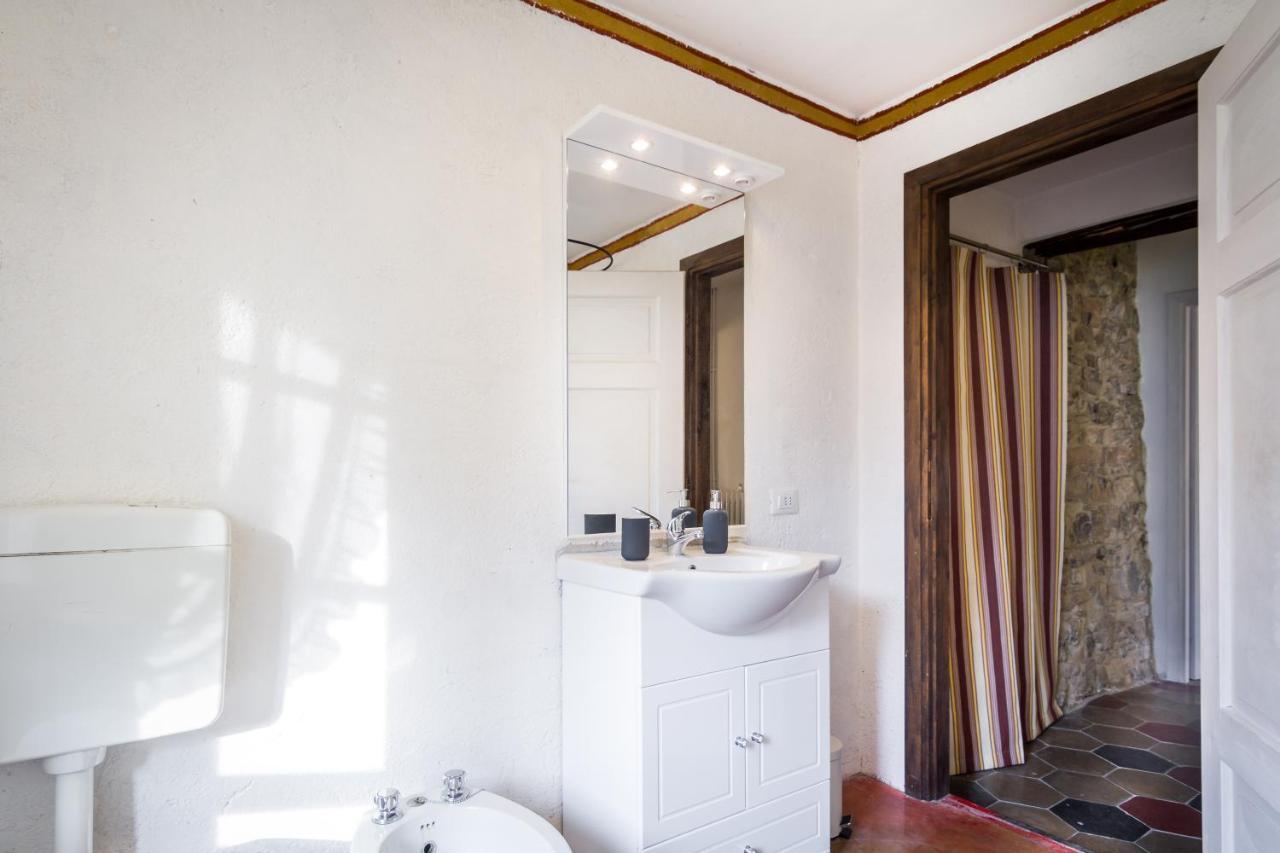 Vecchio Borgo Villa Torno Bagian luar foto