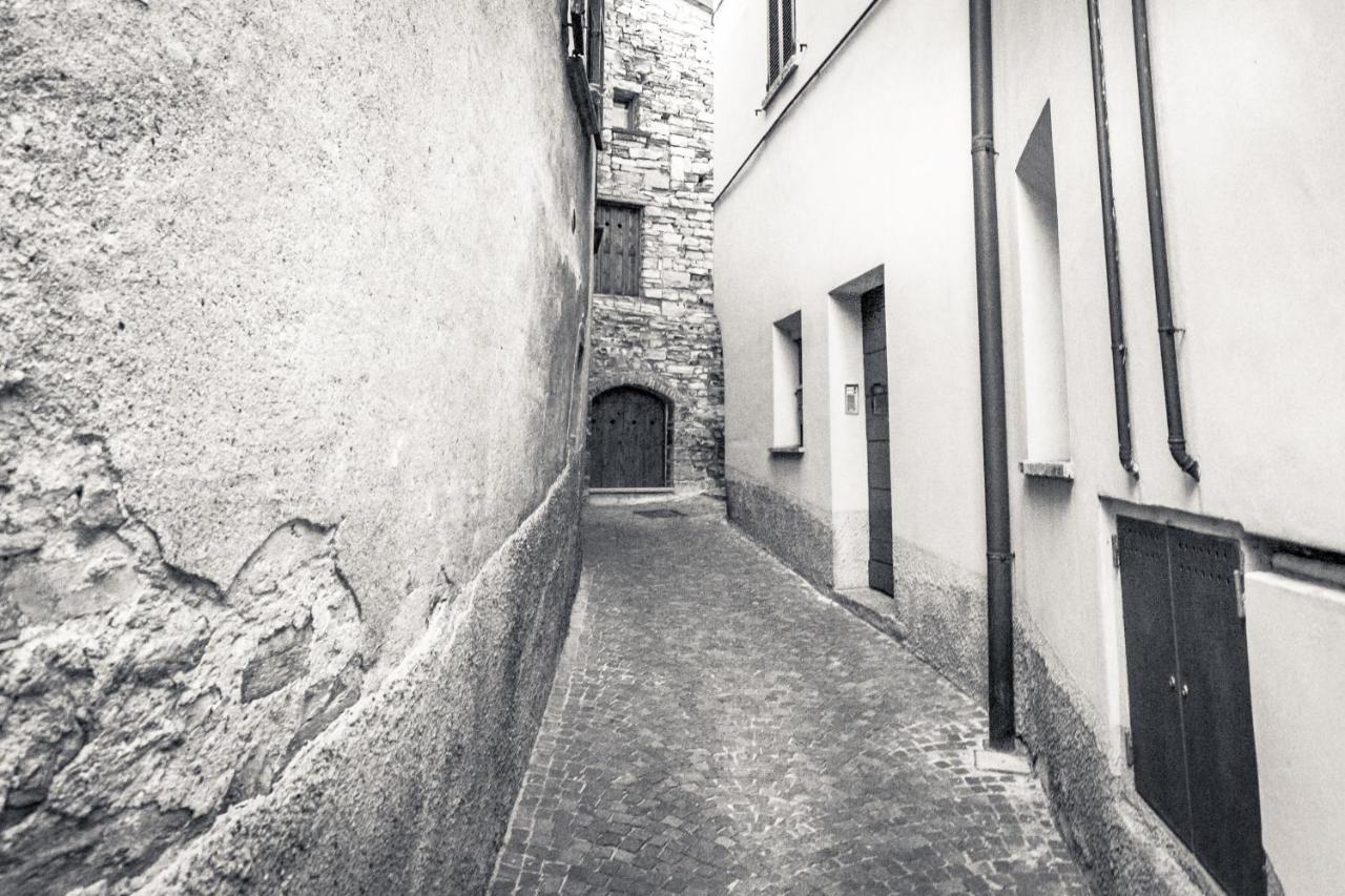 Vecchio Borgo Villa Torno Bagian luar foto