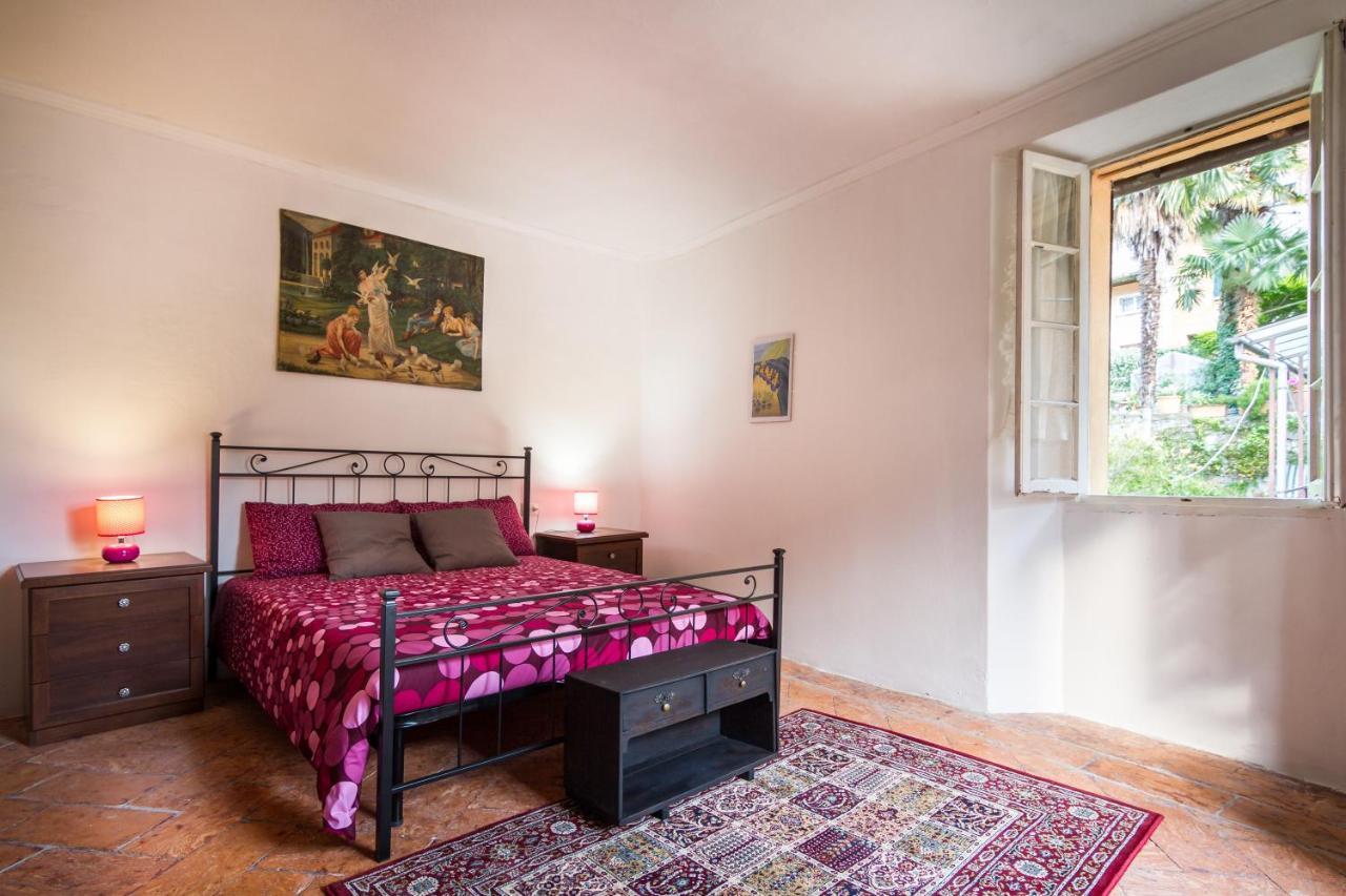 Vecchio Borgo Villa Torno Bagian luar foto