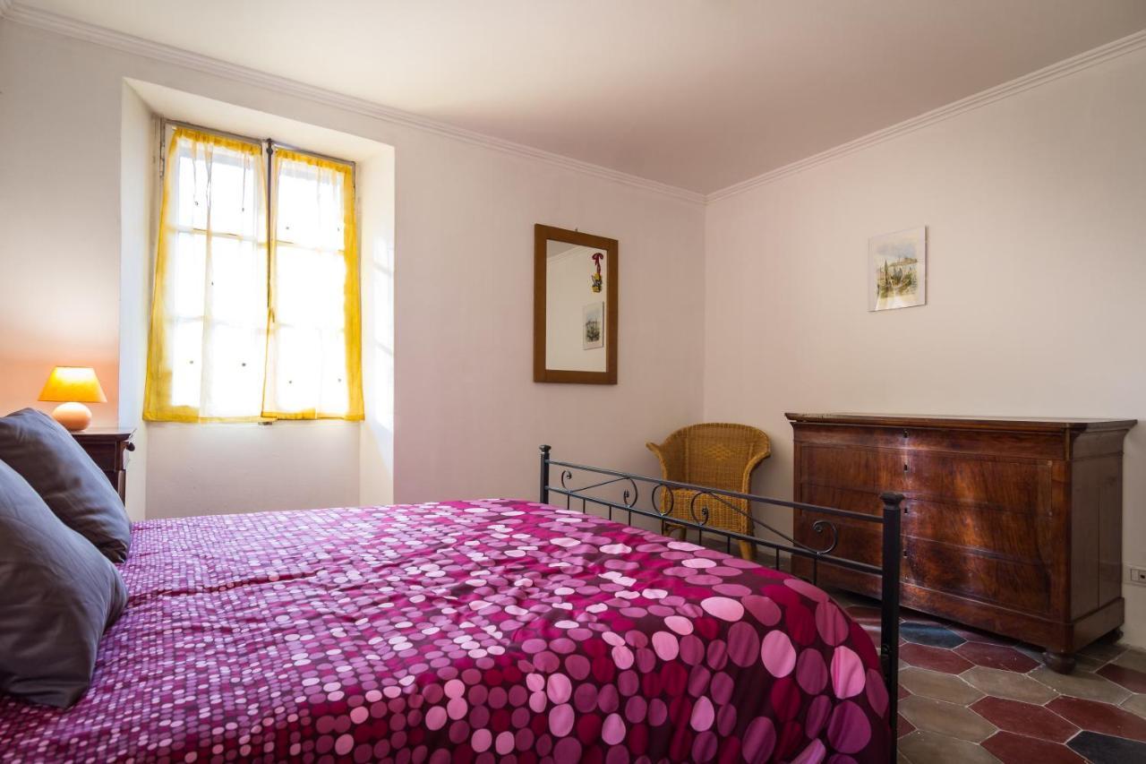 Vecchio Borgo Villa Torno Bagian luar foto